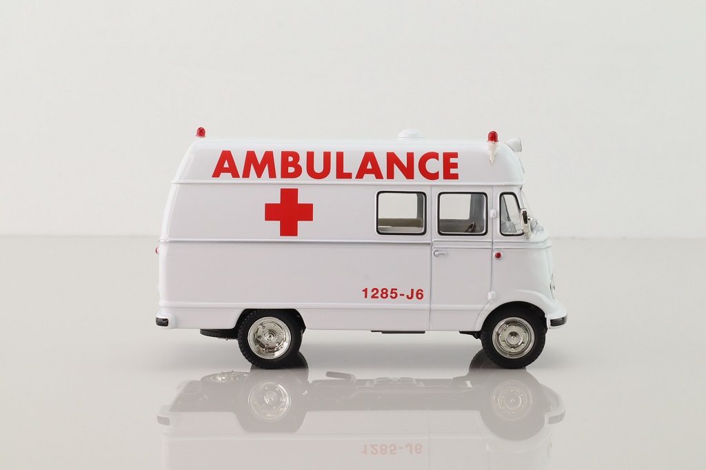 Matchbox Collectibles YYM38062; 1959 Mercedes-Benz L408; German Field Service Ambulance